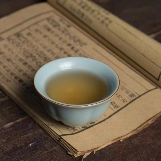 Celadon ice flower master cup single cup personal tea cup high-end brother kiln manual ice crack kung fu tea sample tea cup